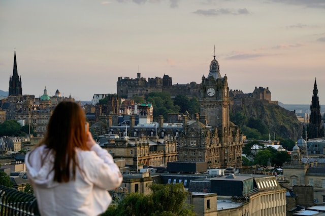 Tesoros escondidos_ Free tour de los secretos guardados de Edimburgo